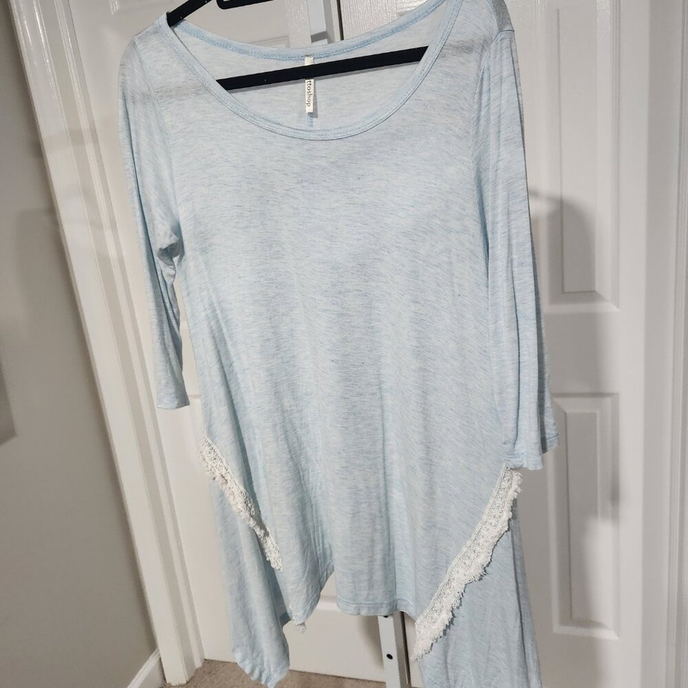 MittoShop Light Blue Tunic - Medium - Lace Detail